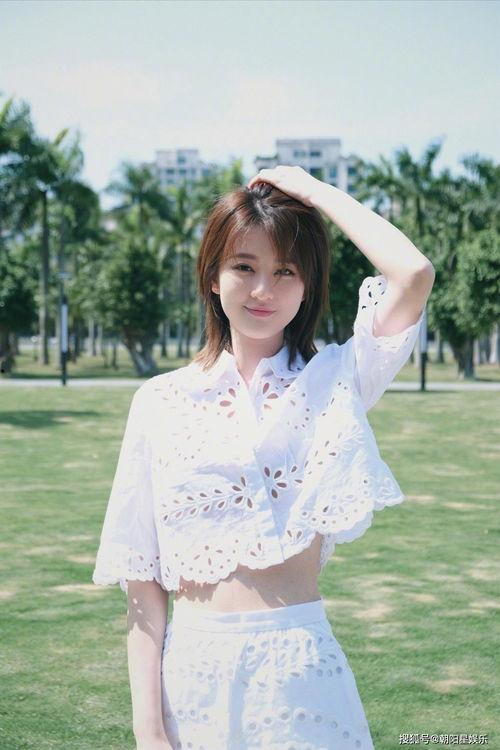 缅甸网红米娅和杰克吃瓜,吃瓜背后的故事揭秘